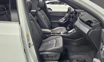Audi Q3 2022, 35987 км, за 35775.24 USD - фото 26