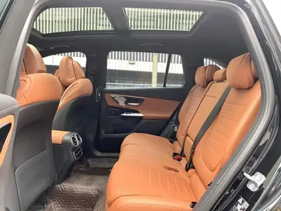 Mercedes-Benz GLC 2023, 29000 км, за 32499.93 USD