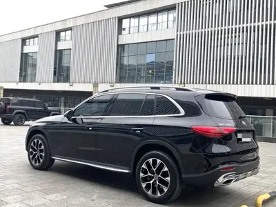 Mercedes-Benz GLC 2023, 29000 км, за 32499.93 USD - фото 7