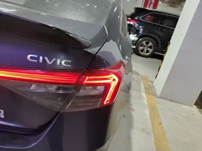 Honda Civic 2022, 51300 км, за 10673.89 USD - фото 8