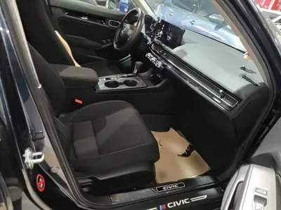 Honda Civic 2022, 51300 км, за 10673.89 USD - фото 25
