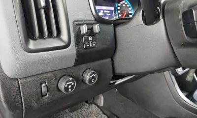 ChevroletGMDaewoo Colorado 2022, 56911 км, за 17781.61 USD - фото 27