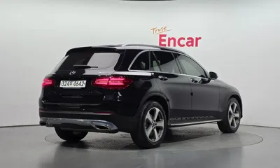 Mercedes-Benz GLC-Class 2019, 105651 км, за 16836.76 USD