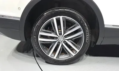 Volkswagen Tiguan 2018, 125740 км, за 12703.59 USD