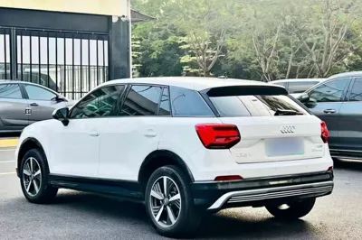 Audi Q2L e-tron 2019, 15800 км, за 11835 USD