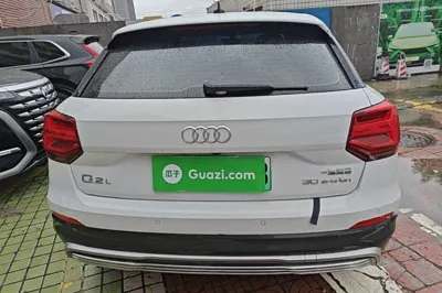 Audi Q2L e-tron 2019, 15800 км, за 11835 USD