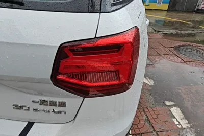 Audi Q2L e-tron 2019, 15800 км, за 11835 USD - фото 9