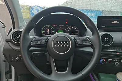 Audi Q2L e-tron 2019, 15800 км, за 11835 USD - фото 18