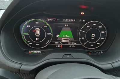 Audi Q2L e-tron 2019, 15800 км, за 11835 USD - фото 19