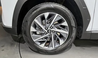 Hyundai Tucson 2023, 127242 км, за 11940.4 USD
