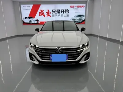 Volkswagen CC 2022, 35000 км, за 17205.4 USD