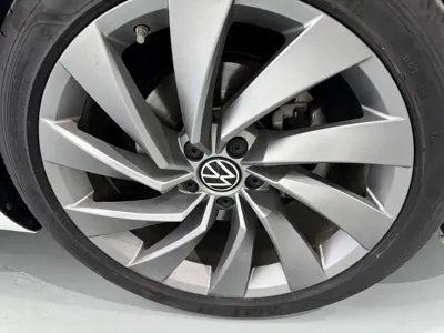 Volkswagen CC 2022, 35000 км, за 17205.4 USD