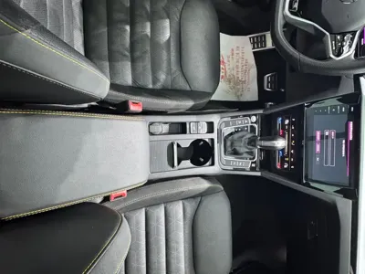 Volkswagen CC 2022, 35000 км, за 17205.4 USD - фото 10