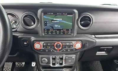 Jeep Wrangler 2021, 52282 км, за 25016.3 USD - фото 13