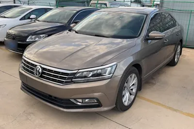 Volkswagen Passat · 2017 год