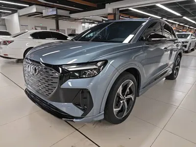 Audi Q4 e-tron 2024, 46300 км, за 18981.39 USD