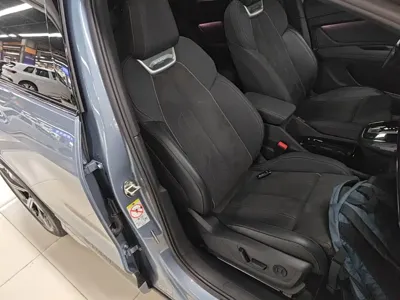 Audi Q4 e-tron 2024, 46300 км, за 19035.13 USD - фото 25