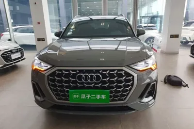 Audi Q3 2024, 65800 км, за 21175 USD