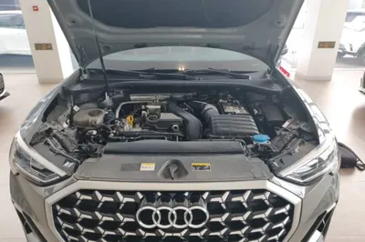 Audi Q3 2024, 65800 км, за 21175 USD - фото 24