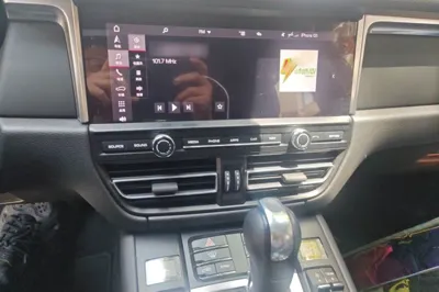 Porsche Macan 2021, 57800 км, за 36490 USD - фото 12