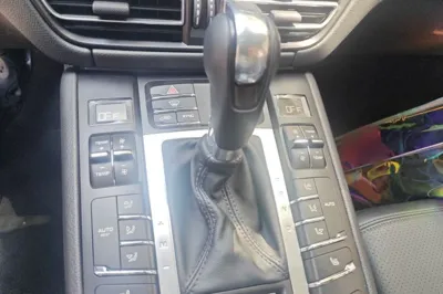 Porsche Macan 2021, 57800 км, за 36490 USD - фото 13