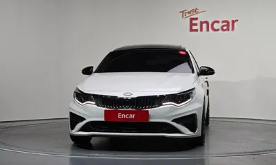 Kia K5 2019, 96316 км, за 10194.69 USD