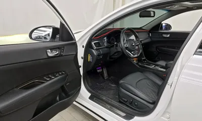 Kia K5 2019, 96316 км, за 10194.69 USD - фото 10