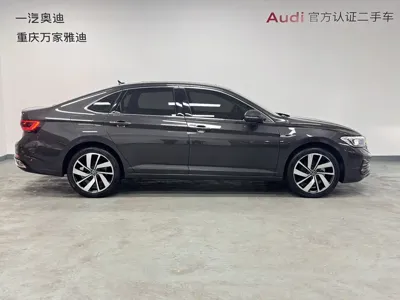 Volkswagen Sagitar 2024, 17300 км, за 12295.68 USD