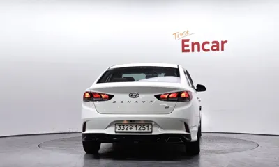 Hyundai Sonata 2019, 135172 км, за 4558.97 USD