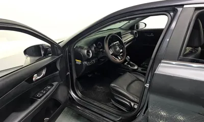 Kia K3 2019, 136603 км, за 7605.8 USD - фото 10