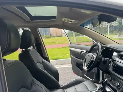 Geely Emgrand 2019, 82899 км, за 4105.28 USD - фото 16
