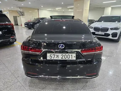 Lexus LS 2018, 99498 км, за 31846.83 USD