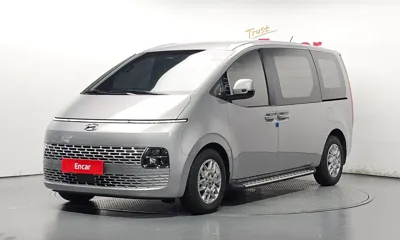 Hyundai Staria · 2022 год