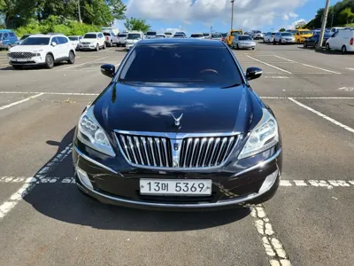 Hyundai Equus 2012, 255000 км, за 3046.36 USD