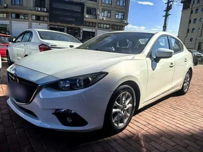Mazda 3 Axela · 2016 год