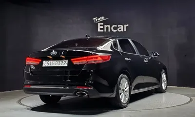 Kia K5 2016, 56202 км, за 7152.31 USD