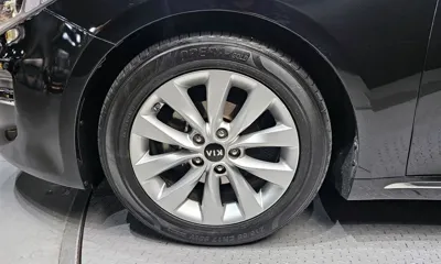 Kia K5 2016, 56202 км, за 7152.31 USD