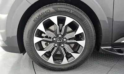 Kia Canival 2023, 29967 км, за 21770.73 USD