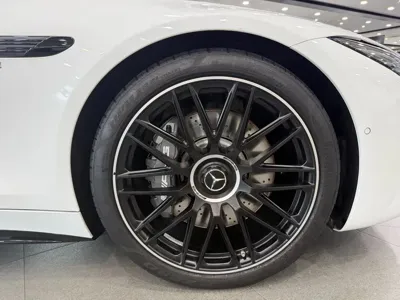 Mercedes-Benz SL-Class 2025, 4902 км, за 88994.31 USD
