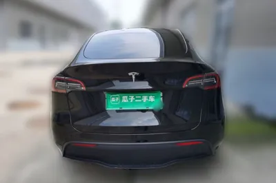 Tesla Model Y 2022, 111800 км, за 25406 USD