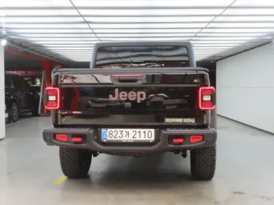 Jeep Gladiator 2025, 10799 км, за 48755.1 USD