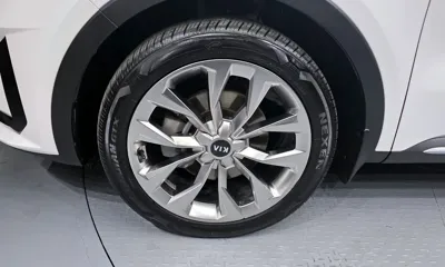 Kia Sorento 2021, 61456 км, за 16214.1 USD