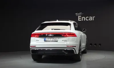 Audi Q8 2023, 73831 км, за 43583.08 USD