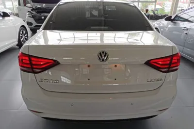 Volkswagen Lavida 2019, 95399 км, за 8972 USD