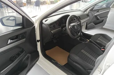 Volkswagen Lavida 2019, 95399 км, за 8972 USD - фото 18