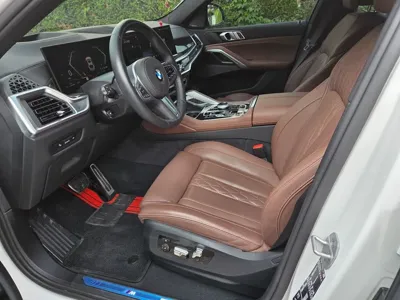 BMW X6 2025, 11500 км, за 60483.91 USD - фото 10