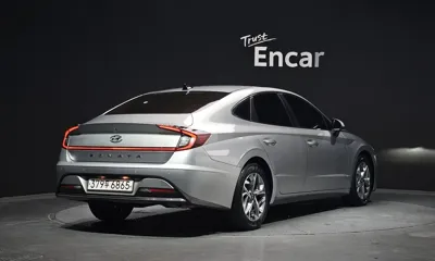 Hyundai Sonata 2020, 129397 км, за 9977.68 USD