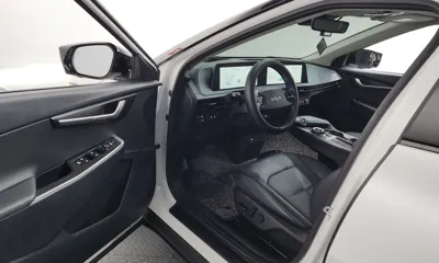 Kia EV6 2023, 36010 км, за 24655.24 USD - фото 10