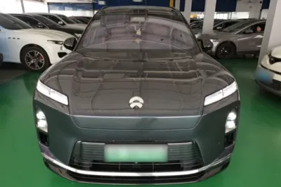 Nio ES8 2026, 13200 км, за 44759 USD