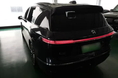 Nio ES8 2026, 13200 км, за 44759 USD